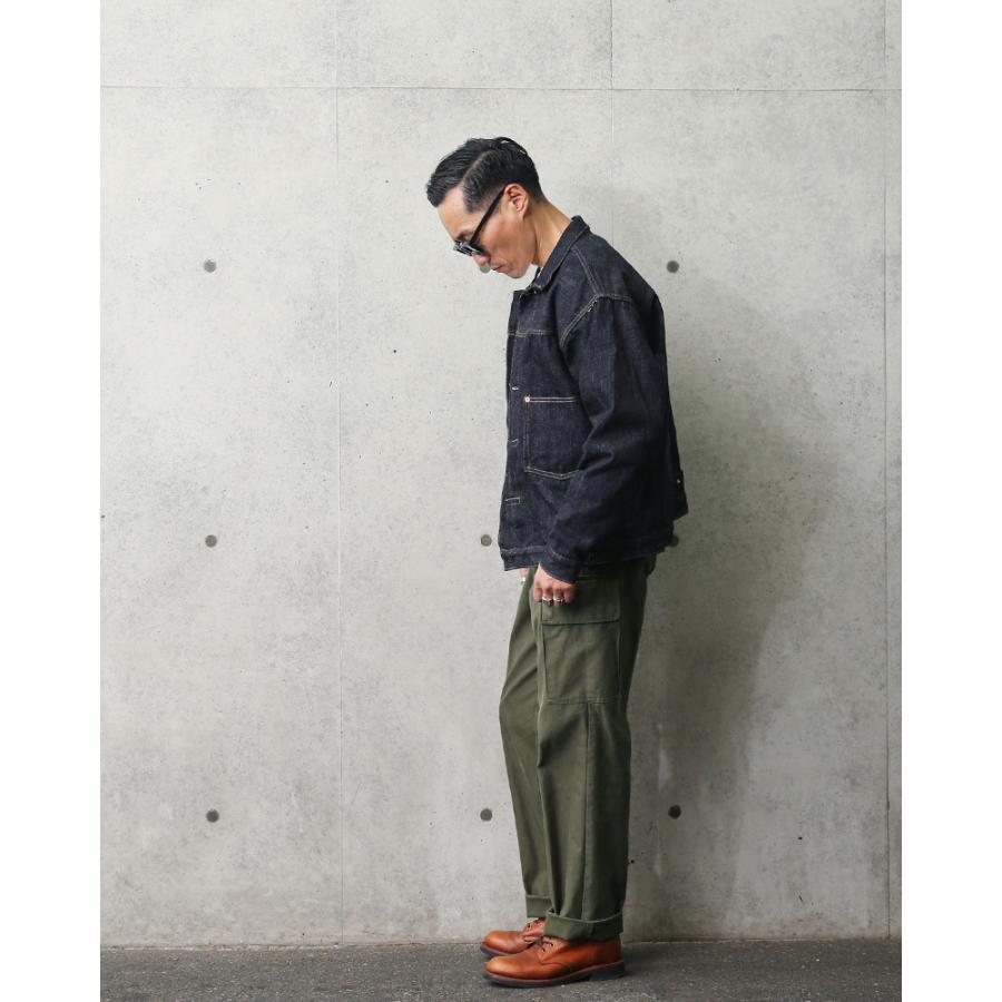 MILITARY 実物 USED オランダ軍 フィールドカーゴパンツ ナイフ MILITARY 実物 USED オランダ軍 フィールドカーゴパンツ ナイフ