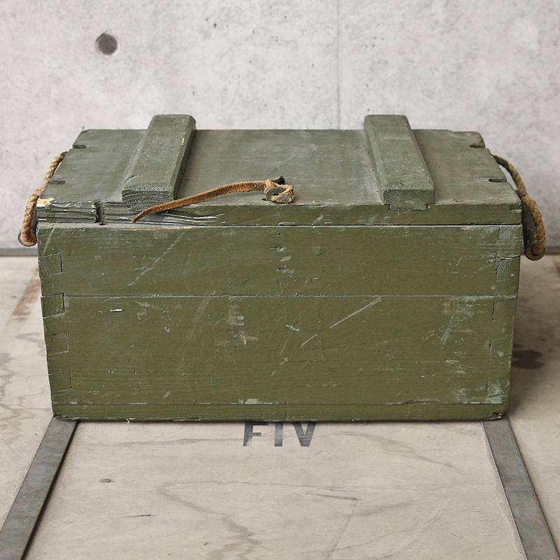 MILITARY（ミリタリー） 実物 USED スウェーデン軍 木製 テント