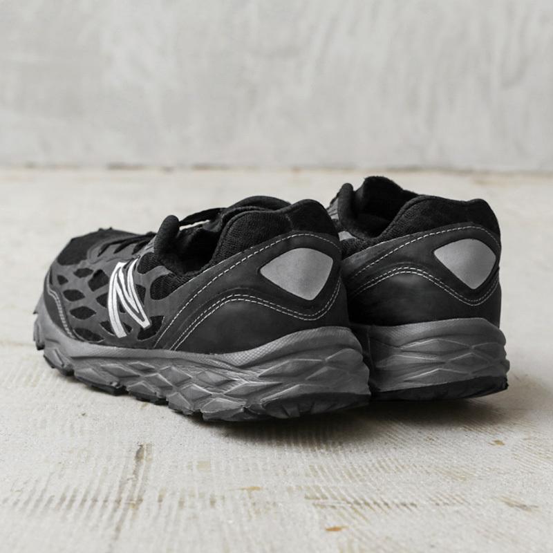 希少サイズUS9.5 米軍 New Balance MI950BS2 スニーカー