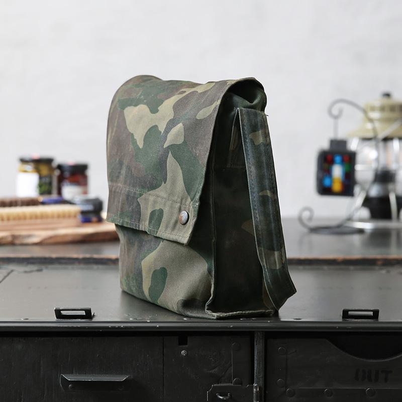 MILITARY 実物 USED クロアチア軍 スナップボタンフラップ