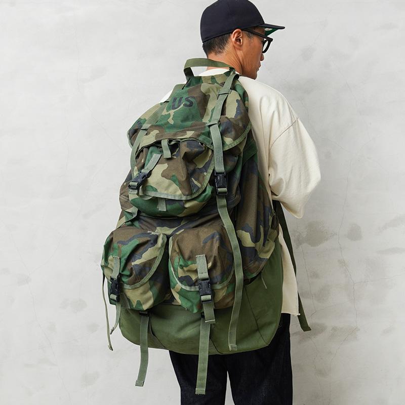 MILITARY 実物 USED 米軍 MCCEB EQUIPMENT バックパック ウッド MILITARY 実物 USED 米軍 MCCEB EQUIPMENT バックパック ウッド