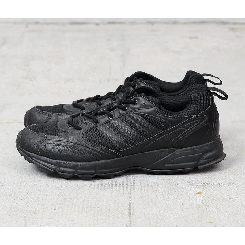 【美品】adidas y2kトレーニングシューズ 27.5㎝　スニーカー 黒 MILITARY（ミリタリー） リジェクト 訳あり品 実物 USED ドイツ軍