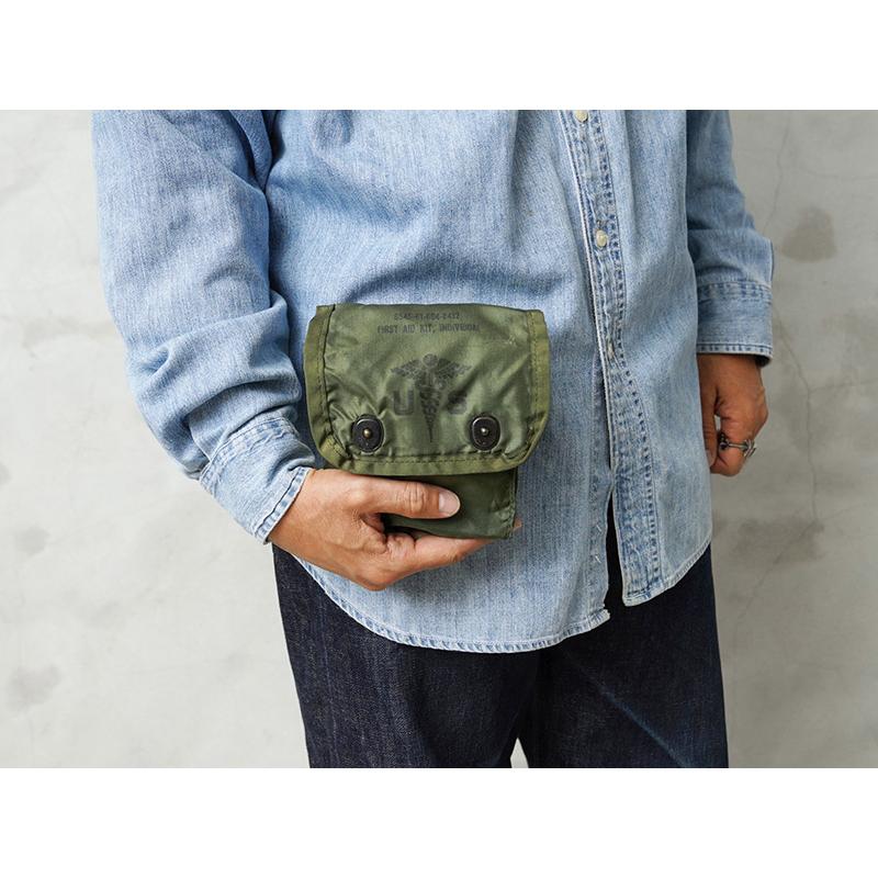 MILITARY 実物 USED 米軍 FIRST AID KIT INDIVIDUAL ポーチ MILITARY 実物 USED 米軍 FIRST AID KIT INDIVIDUAL ポーチ