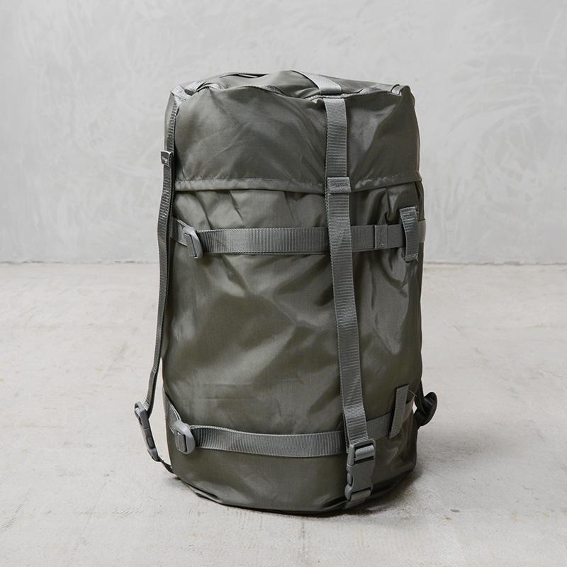デッドストック　米軍　実物　CASE SLEEPING BAG M−1945 ② 米軍 M－1945 スリーピングバッグ カバー USED ハテナ堂