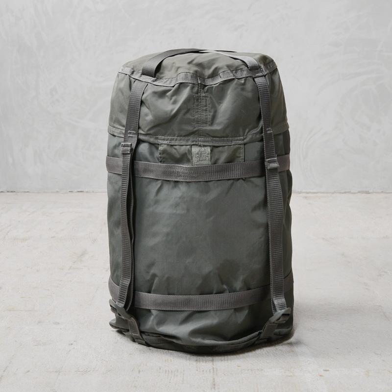 実物 USED 米軍 MSS スタッフサック / スリーピングバッグ ミリタリーバッグ 軍物 軍モノ ユーロビンテージ【クーポン対象外】【I】 | MILITARY | 04