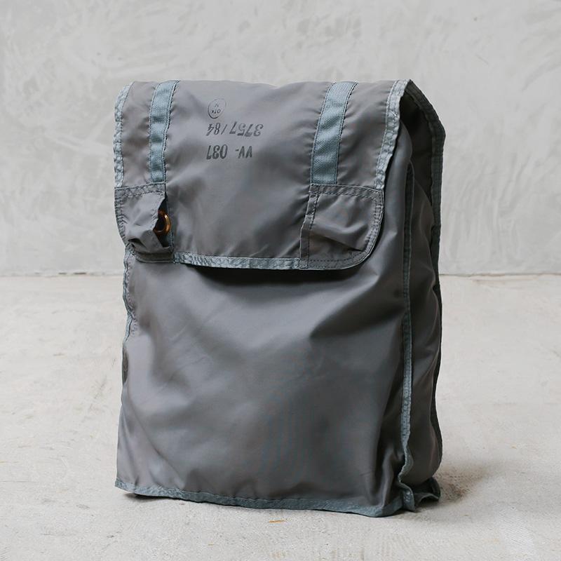 MILITARY（ミリタリー） 実物 新品 デッドストック チェコ軍 OVP80