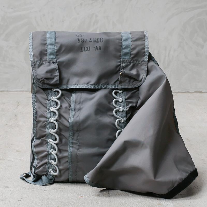 MILITARY（ミリタリー） 実物 新品 デッドストック チェコ軍 OVP80