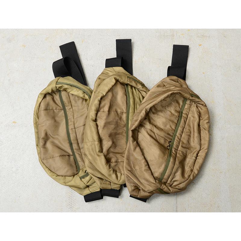 ビンテージ　リメイクバッグ　TALONzip アメリカ軍　ボディバッグshort WAIPER.inc 実物 米軍 ポンチョライナー リメイク ボディバッグ