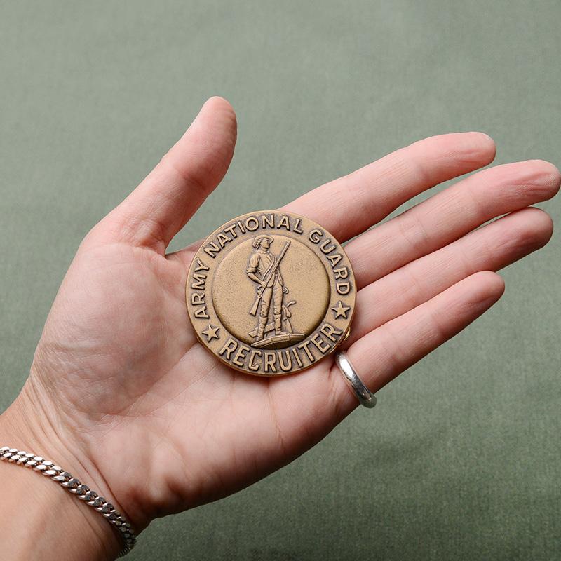 ★１９４０年代＊アメリカ軍＊陸軍＊第４６野戦砲兵大隊ＤＩ/クレストバッジ（実物） ☆1940年代＊アメリカ軍＊陸軍＊第46野戦砲兵大隊DI/クレスト