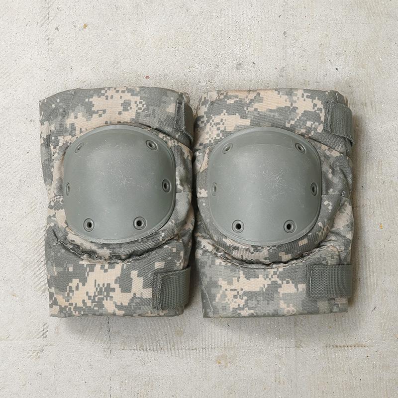 米軍放出品　ACU UCP ニーパット　エルボーパット MILITARY（ミリタリー） 実物 USED 米軍 ニーパッド ACU（UCP