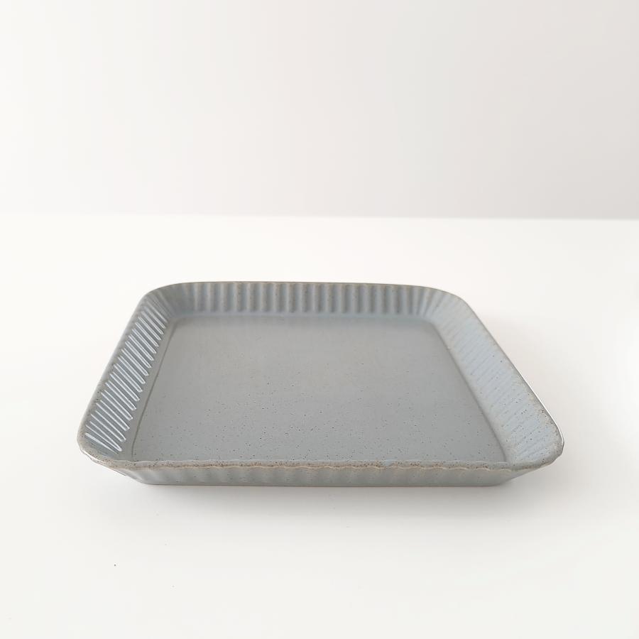 波佐見焼 和山窯 プリーツ 盛皿 ワンプレート パスタ メイン皿 磁器