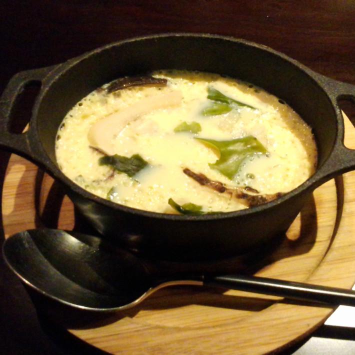 松茸 100g 国産 天然 採りたてを産直 ミシュラン3つ星