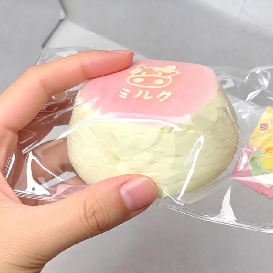 スクイーズ玩具 スクイーズケーキおもちゃ めろじょいスクイーズ