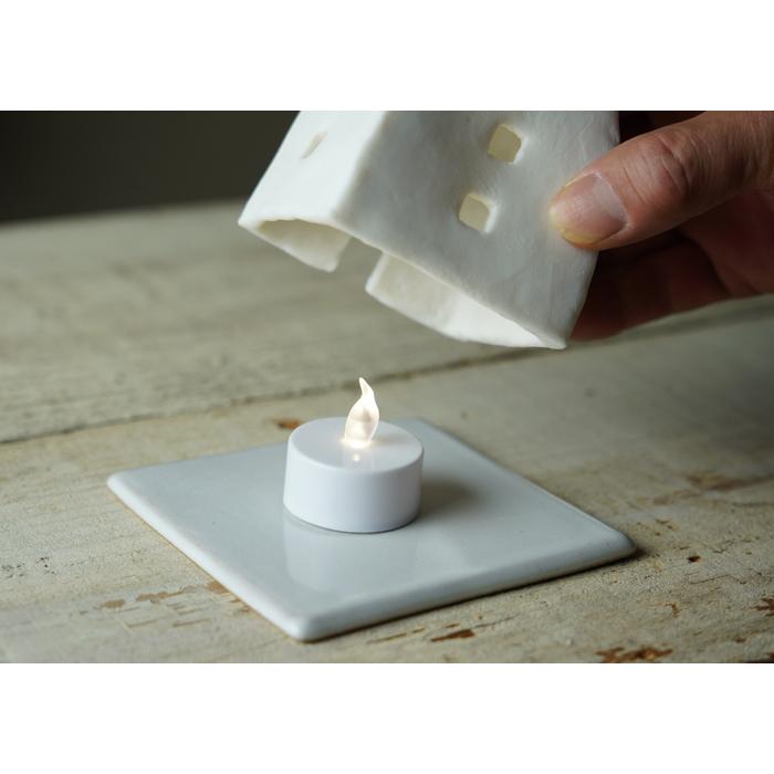 益子焼のキャンドルハウス 【おうち】 LEDライト＆台座つき わかさま