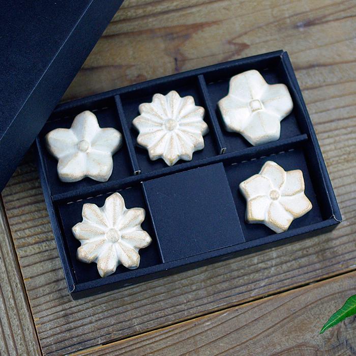 箸置きセット【華】 益子焼 ギフト はしおき 生成り 陶器 kinari