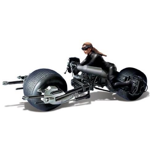 Moebius The Dark Knight Rises: Batpod with Catwoman 1:18 Model Kit by Moebius