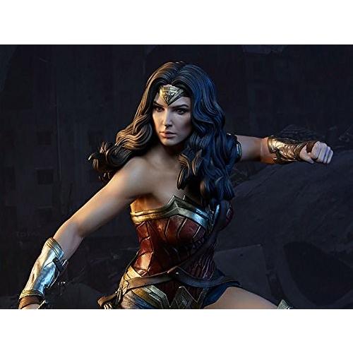 Batman v Superman Premium Format Wonder Woman (製造元：Sideshow Collectibles)