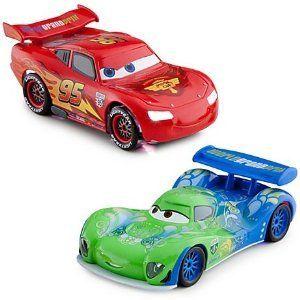 ディズニー / Pixar CARS 2 Exclusive 148 ライト アップ Die Cast 2Pack Lightning McQueen vs Carla Ve_1