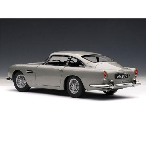 ダイキャストカー アストンマーチン DB5 シルバー 1/18 : ワールド輸入