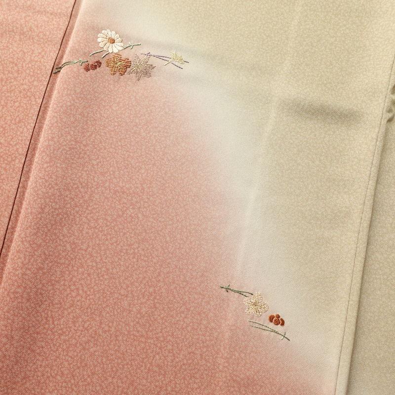 中古 付け下げ 良品 天目染 共八掛 正絹 刺繍 金彩 花柄 袷仕立て 緑