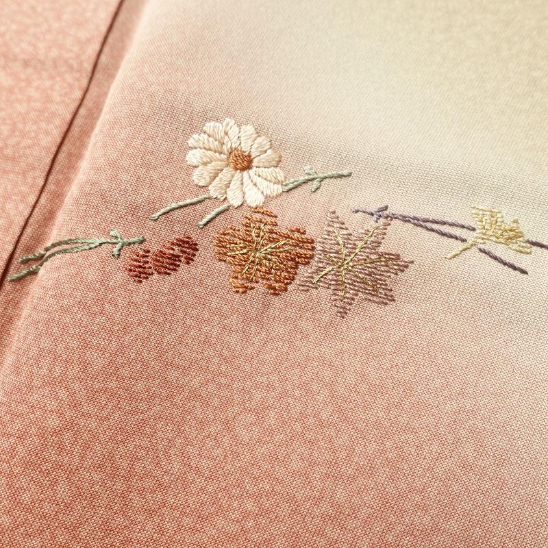 中古 付け下げ 良品 天目染 共八掛 正絹 刺繍 金彩 花柄 袷仕立て 緑