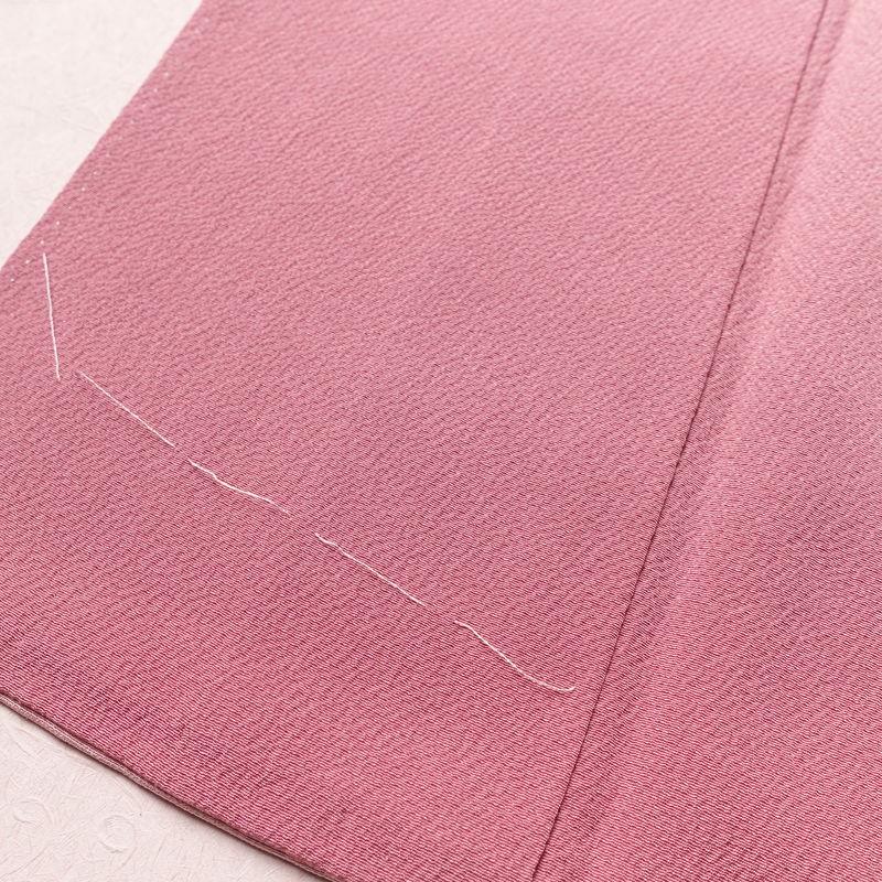 中古 付け下げ 良品 スワトウ刺繍 縮緬 一つ紋付き 正絹 幾何学柄 