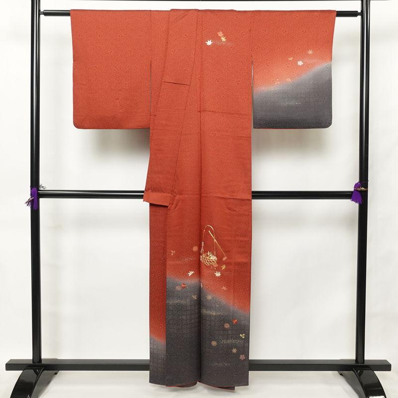 中古 付け下げ 良品 金駒刺繍 綸子 正絹 古典柄 袷仕立て 身丈158cm 裄 