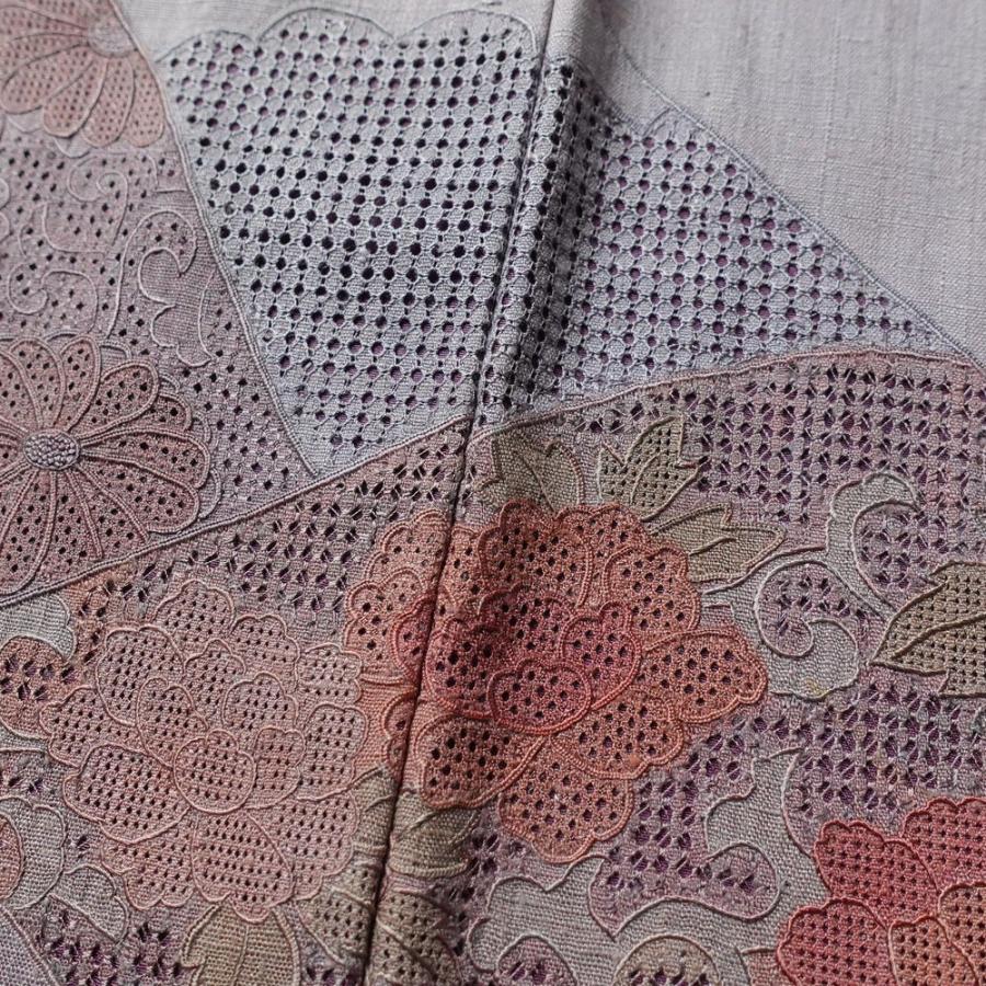 中古 付け下げ スワトウ刺繍 紬地 正絹 古典柄 袷仕立て 身丈164cm 裄丈65.5cm 紫・藤色 |  | 07