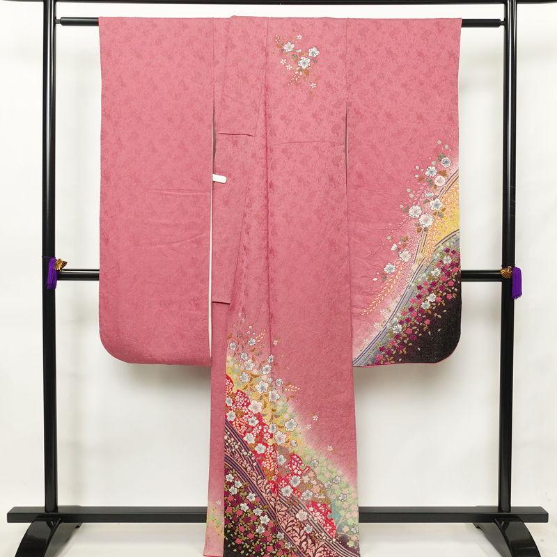 振袖 身丈166.5cm 裄丈70.5cm 正絹 逸品 【中古】 振袖 身丈162.5cm 裄丈66cm M 袷 牡丹 流水 ぼかし 縮緬 濃紫 正絹