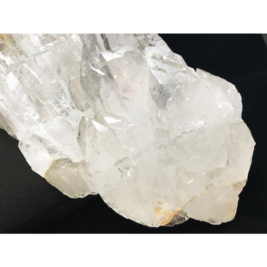 天然石 マダガスカル産 カテドラル水晶原石 台座付 200720597