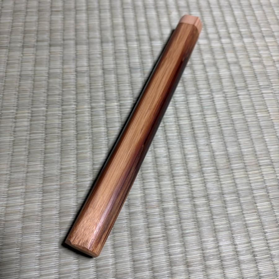 茶杓筒 茶道 煤竹 茶道具 伝統工芸 茶室 職人技 手作り 美しいデザイン