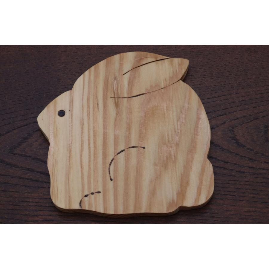 秋田杉で作った趣味のコースター　うさぎ模様　ハンドメイド　手作り　こだわりの逸品　秋のイメージ | 