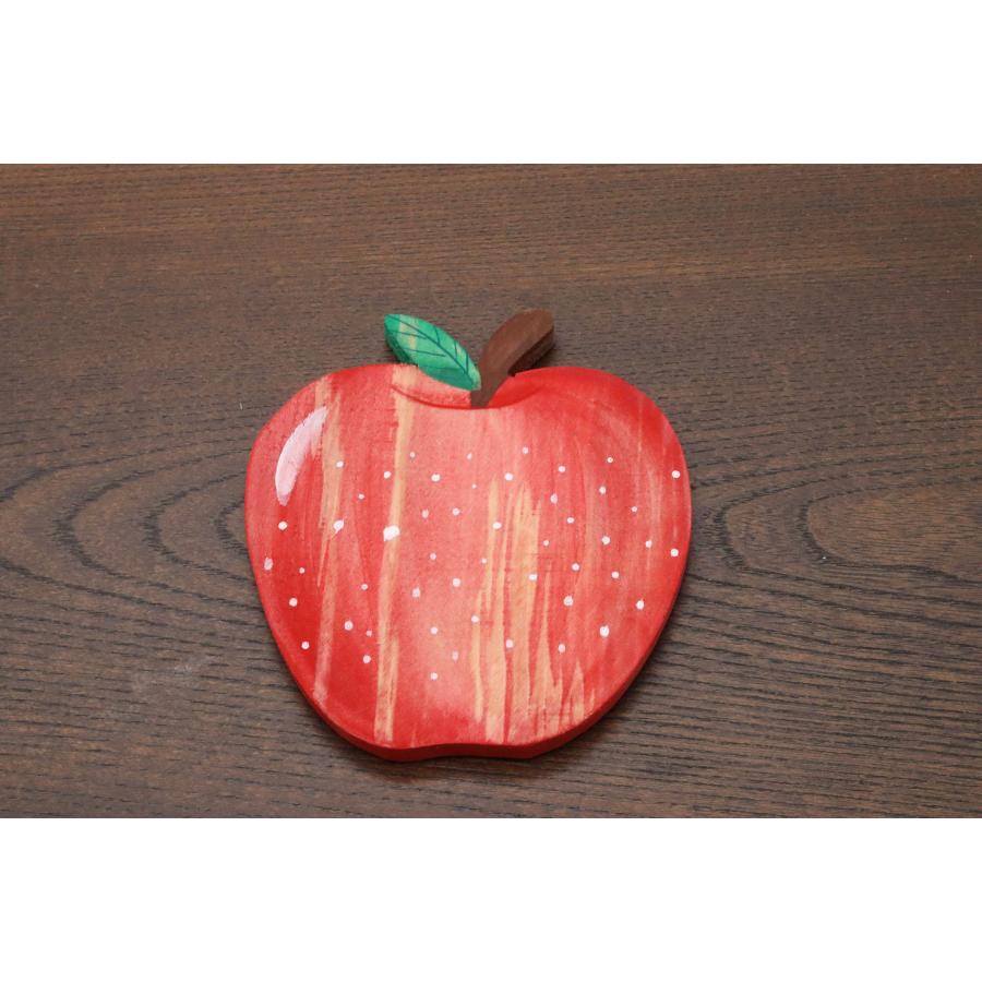 秋田杉で作った趣味のコースター　りんご模様　ハンドメイド　手作り　こだわりの逸品　秋のイメージ | 