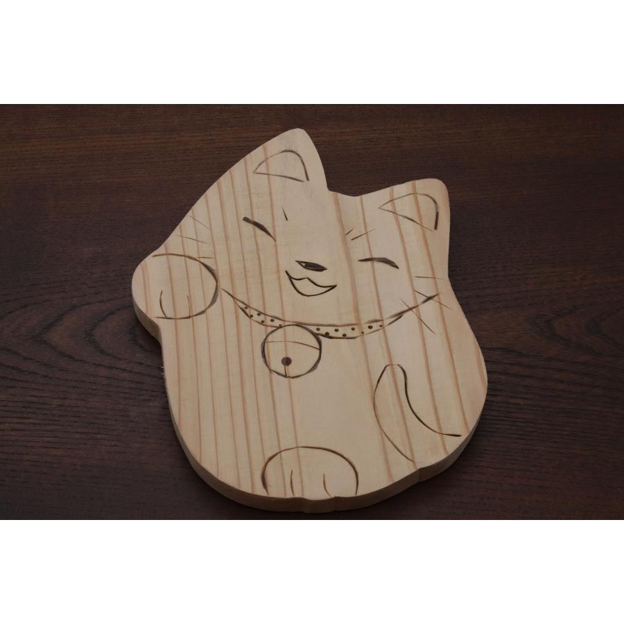 秋田杉で作った趣味の鍋敷き　猫模様　木製　ハンドメイド　手作り　こだわりの逸品 | 