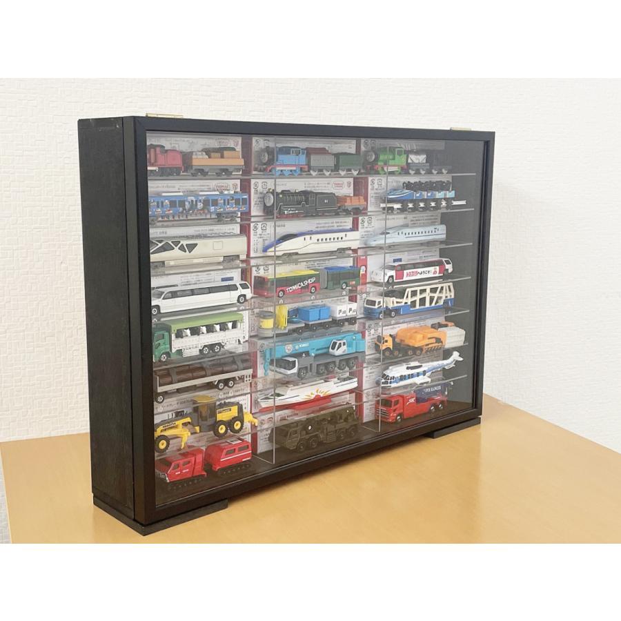トミカ 木製orホワイトorブラック トミカのミニカーを最大48台 トミカ 木製orホワイトorブラック トミカのミニカーを最大48台