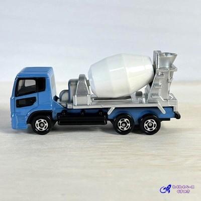 トミカ タカラトミー 53 日産ディーゼル クオン ミキサー車 トミカ タカラトミー 53 日産ディーゼル クオン ミキサー車