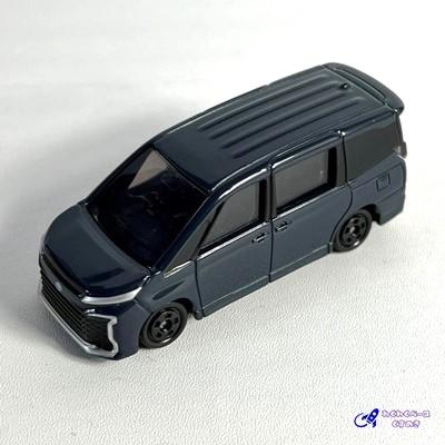 トミカ タカラトミー 64 トヨタ ヴォクシー トミカシリーズ No トミカ タカラトミー 64 トヨタ ヴォクシー トミカシリーズ No