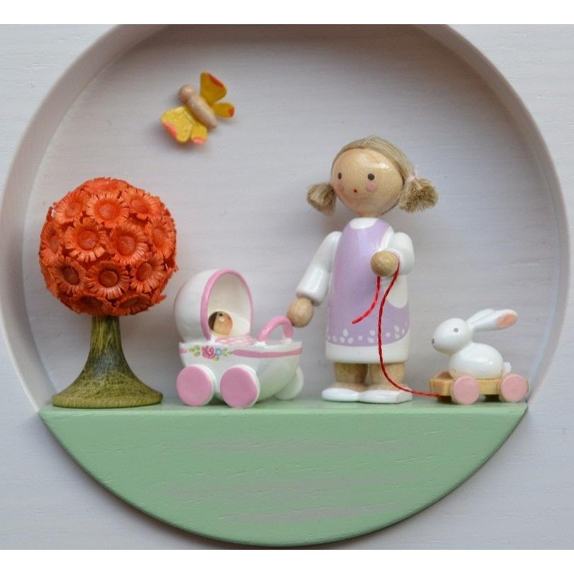 女の子と蝶々　額入り |  | 01