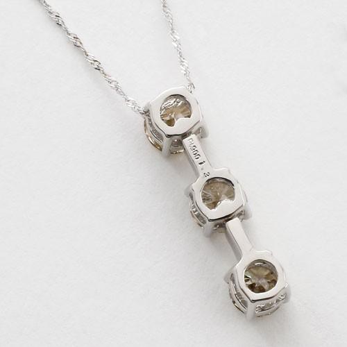 プラチナ Pt900 ダイヤモンド ペンダント スリーストーン ネックレス