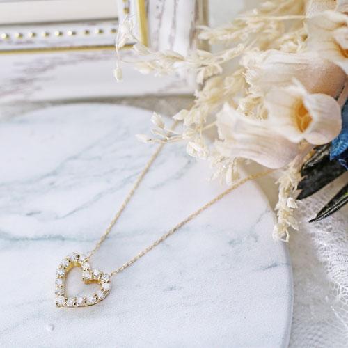 18金 ダイヤモンド ペンダント K18 ハート モチーフ アズキ チェーン