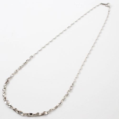 純プラチナ ネックレス ペタル デザイン 胸元3連 グラデーション 42cm 