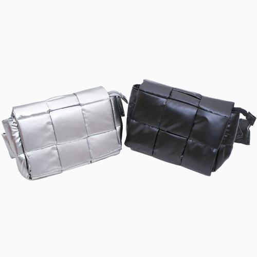 ボディバッグ ショルダーバッグ ワンショルダー バッグ 鞄 BAG 軽量