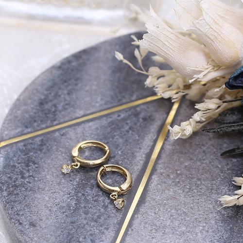 定価5万 新品 18金 K18YG シェル スイング ピアス 1.3gイヤリング へリンボーン K18 チェーンピアス | ENEY エネイ – ENEY公式オンライン