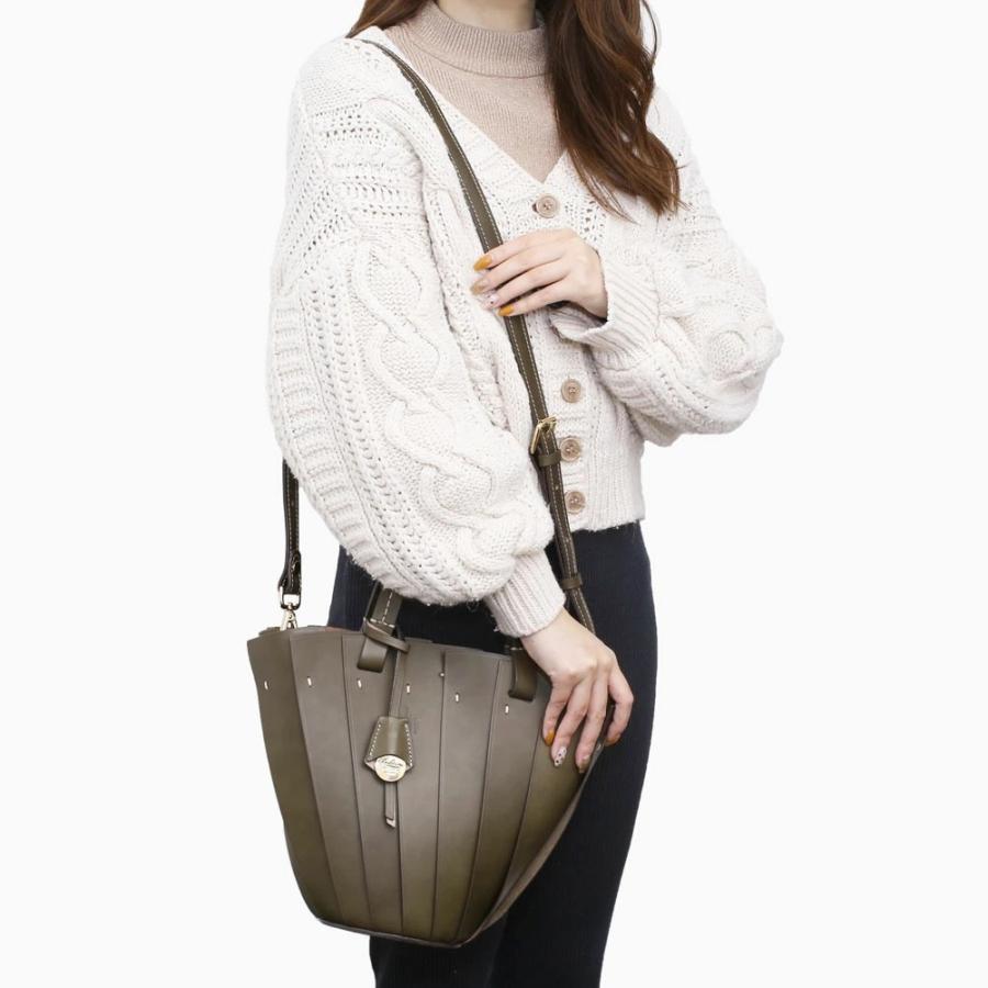 Boldrini Selleria ショルダーバッグ BoldriniSelleria （ボルドリーニ セレリア） レザーショルダーバッグ
