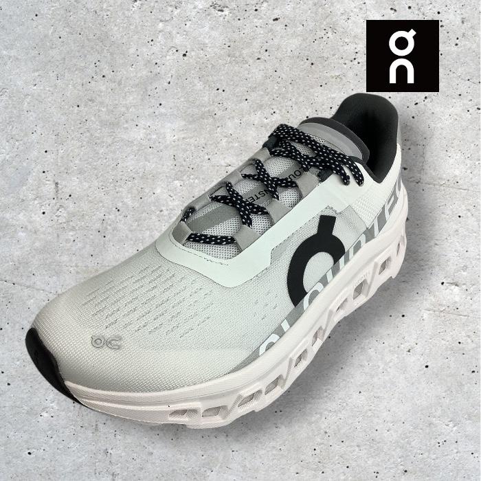 【値下げ】【超美品】on ホワイト スニーカー ON 【オン】ホワイト スニーカー 「On（オン）」の新作白スニーカーが
