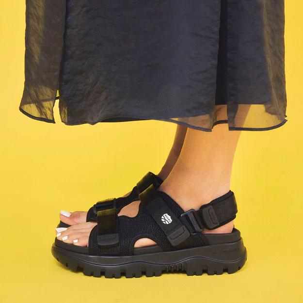 極美品✨ SHAKA シャカ スポーツサンダル チルアウトEX 黒 2Way 極美品✨ SHAKA シャカ スポーツサンダル チルアウトEX 黒 2Way