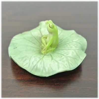 ロータスの葉 座禅 カエル)カエル 置物 カエル グッズ 雑貨(バリ雑貨