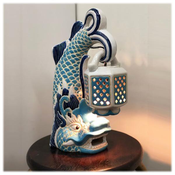 しゃちほこ ランプ(アジアン 中国 シノワズリ シノワ 雑貨 陶器 鯱 シャチホコ フロアライト 壁掛け ブラケット ランプ インテリア フロア