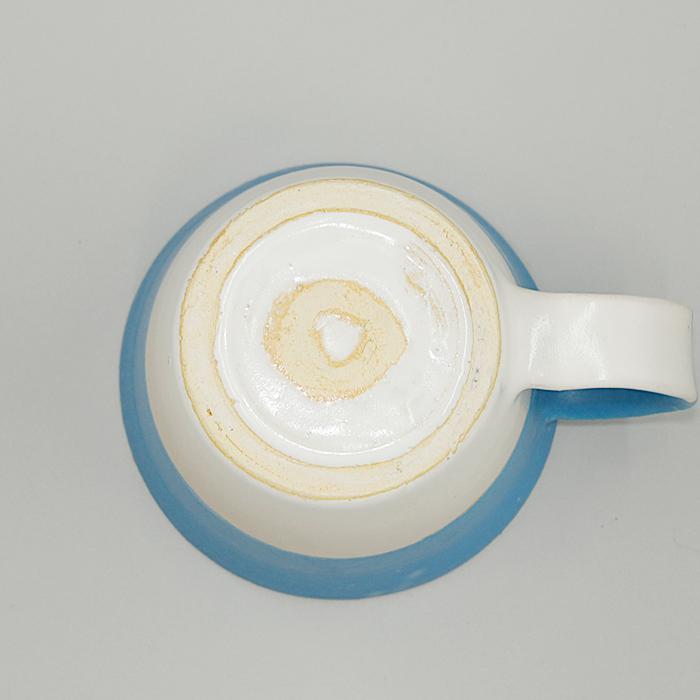手作り陶器 青色と白色のストライプ 瀬戸焼・手描きの青ストライプ楕円皿／ 本日は爽やかな雰囲気の