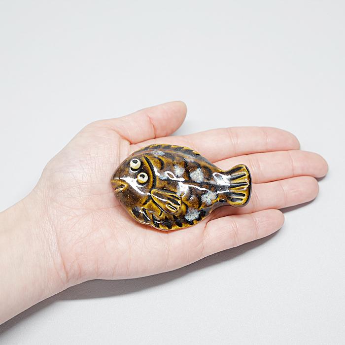 陶器箸置き カレイ はし置き 箸休め 置物 かわいい 魚 手作り 和風 風